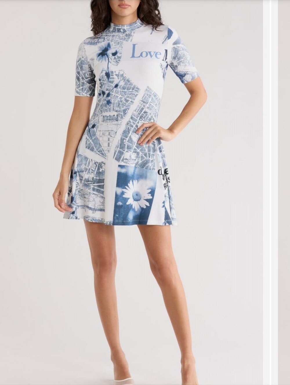Printed Short Sleeve A-Line Dress in Blue and White
